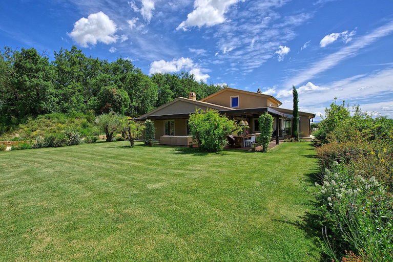 Exterior & Views, Villa Dora, Siena