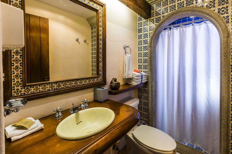 Bathroom 5, Hotel Lunata - Near Playa del Carmen Main Beach, Cozumel
