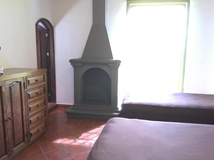 Bedroom 3, Villa Toscana, Allende