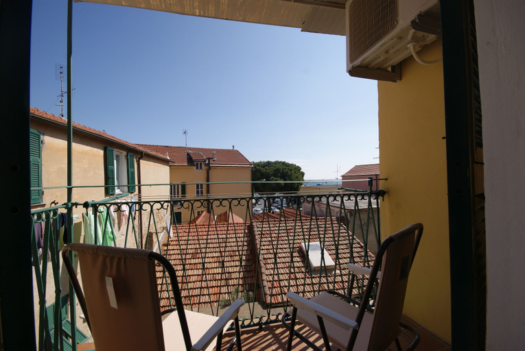 Balcony 5, Casa Vassallo, Imperia