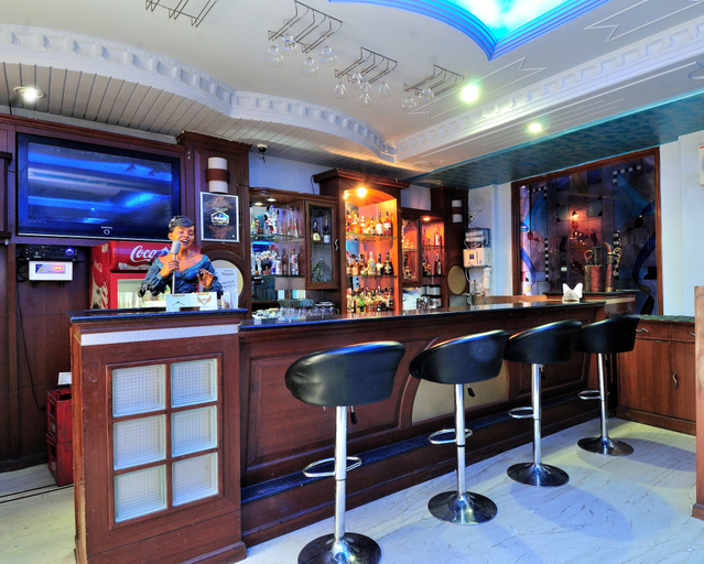Food & Drinks 5, Hotel Maharaja Residency, Jalandhar