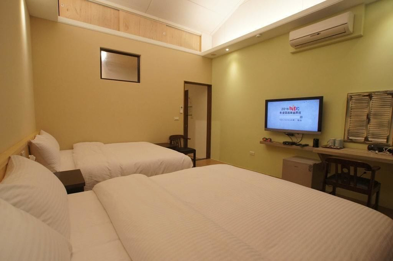 Bedroom 2, Heaven Bird B&B, Miaoli