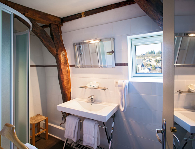 Bedroom 4, Citotel Le Plantagenet, Indre-et-Loire