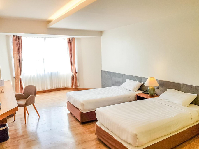 Bedroom 3, Phayao Gateway Hotel, Muang Phayao