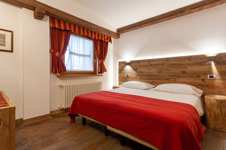 Bedroom 3, Residence Le Grand Chalet, Aosta