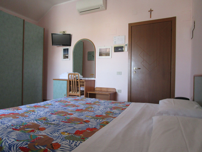 Bedroom 3, Albergo Hotel Primavera, Ancona
