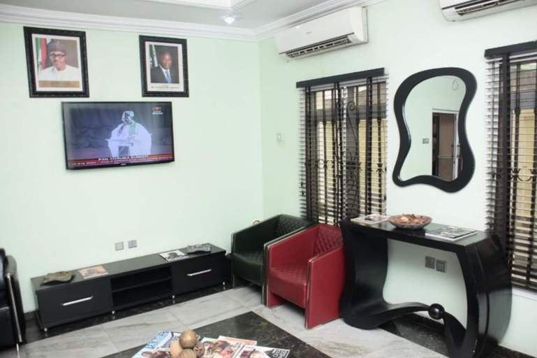 Others 5, House 46, Surulere