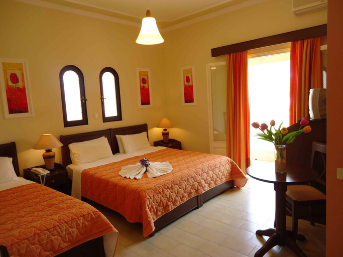 Bedroom 3, Molfetta Beach Hotel, Ionian Islands
