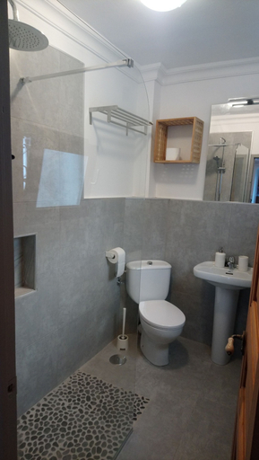 Bathroom 4, Casa Florinda Tarifa, Cádiz