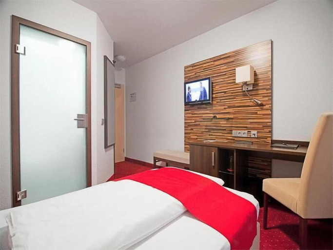Bedroom 3, HIB Hotel in Baesweiler, Städteregion Aachen