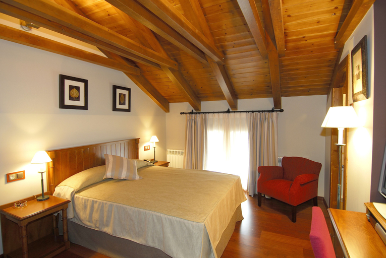 Bedroom 3, Diamo, Huesca