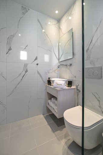 Bathroom 5, Hotel Francesca, South Aegean