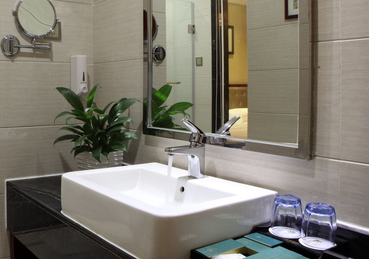 Bathroom 3, Guangzhou Shi Liu Hotel, Guangzhou