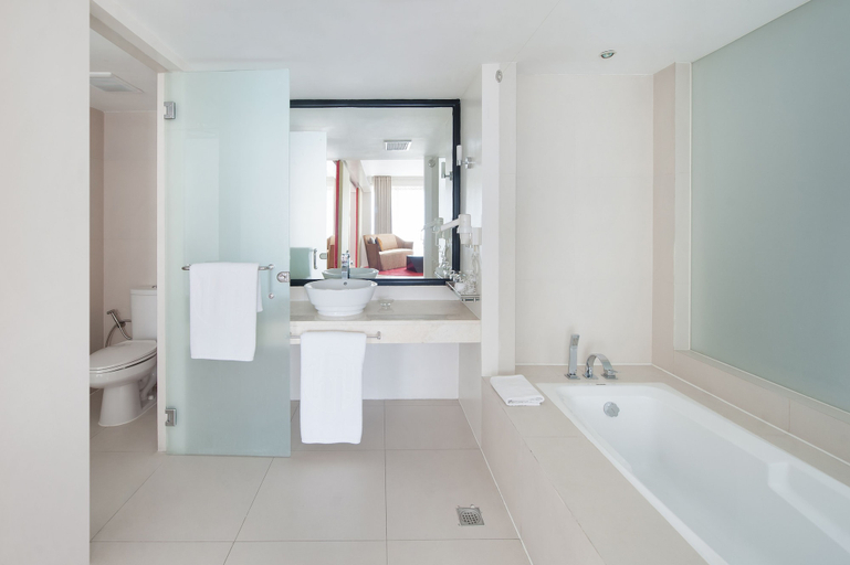 Bathroom 5, The Picasso Boutique Serviced Residences, Makati City