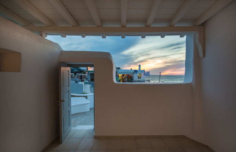 Others 4, Casa Fiona, South Aegean