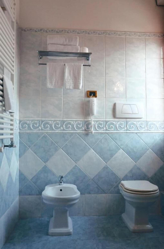 Bathroom, Hotel Geo, Rome