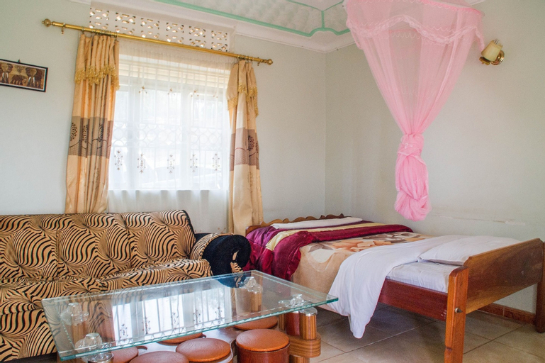 Bedroom 3, Hilltop Hotel, Arua Municipality