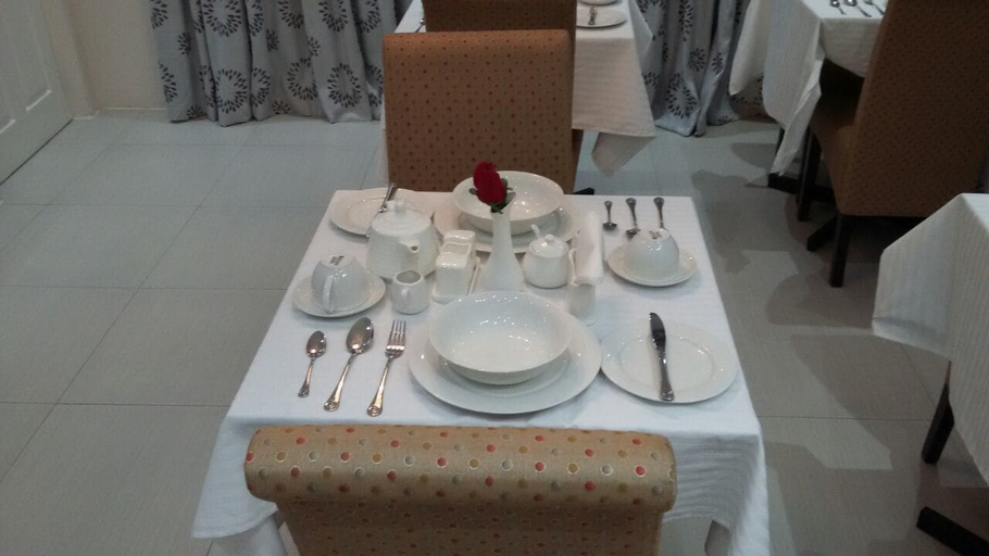 Others 5, First Avenue Guest House, Gaborone