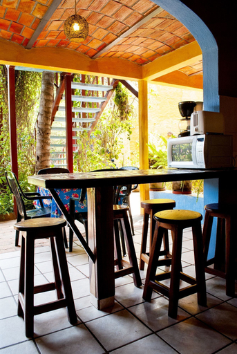 Food & Drinks 5, Las Cabanas Del Capitan, Compostela