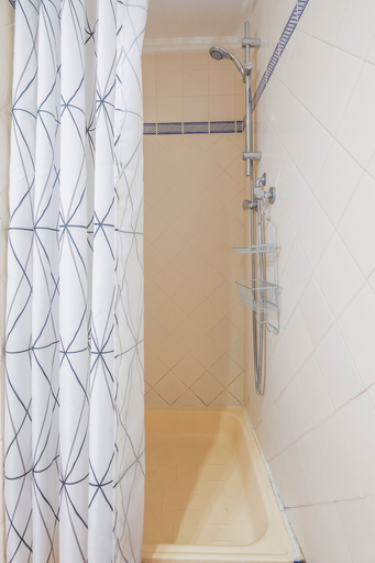 Bathroom 2, Nomad's Alfama Flats - Typical Street, Lisbon