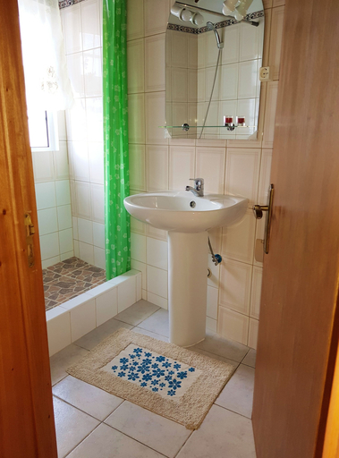 Bathroom 4, Apartamento Terra e Mar II, Ponta Delgada