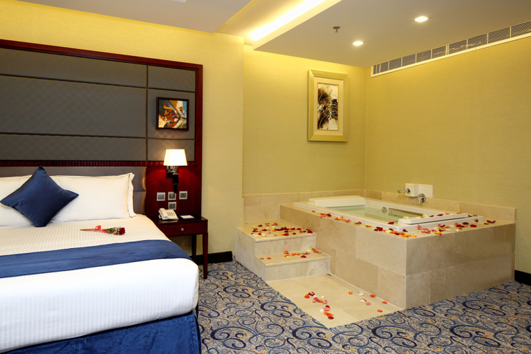 Bedroom 2, Intour Al Khafji Hotel