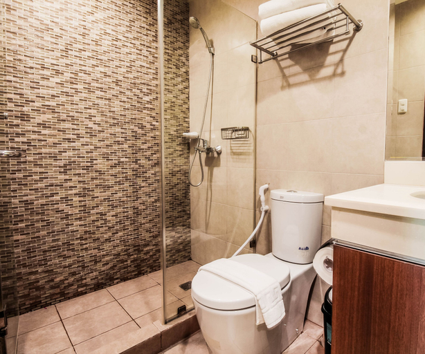 Bathroom 4, Luxury Condo 904 at The Padgett Place, Cebu City