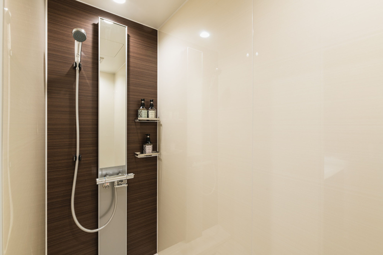 Bathroom 4, Grand Base Shianbashi, Nagasaki