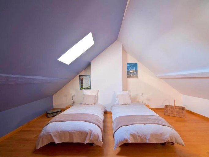 Bedroom 2, Les Temps Perdus, Yonne