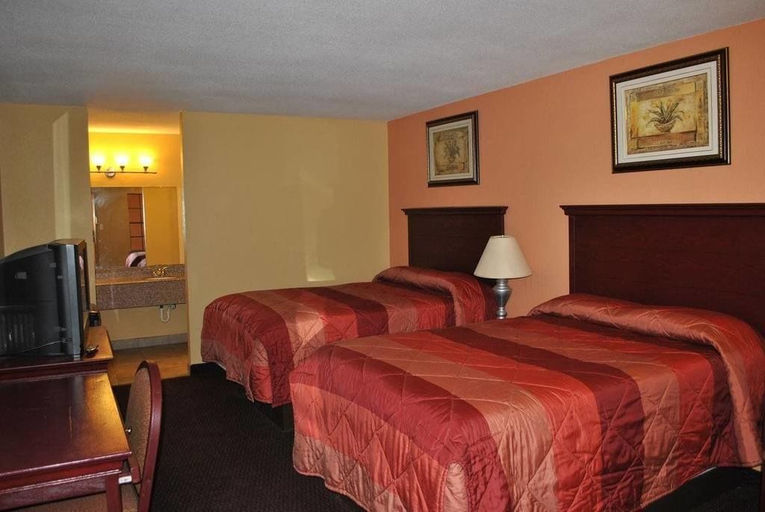 Bedroom 3, Executive Inn, Waller