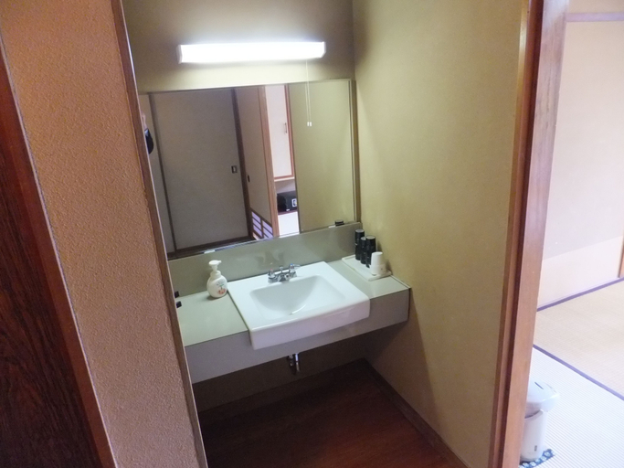 Bathroom 4, Ikuji Onsen TANAKAYA, Kurobe