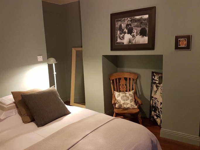Bedroom 2, Claremount Apartments