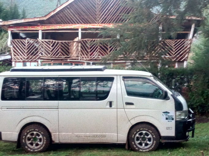 Exterior & Views 2, Maverick Camp Rondavels and Homestay, Kipipiri
