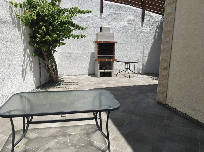Others 3, 3 Bed Villa 10 Minutes Drive From Beautiful Beach