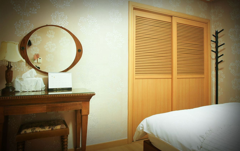 Bedroom 4, Fourseason Pension, Seogwipo