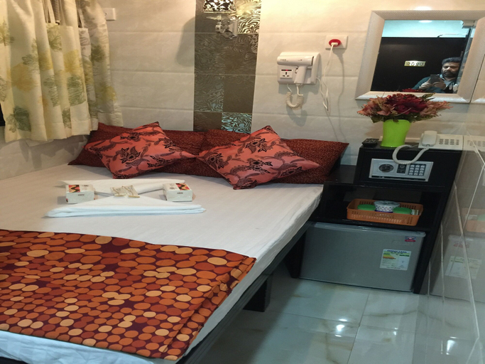 Bedroom 5, Hi-Inn, Kowloon