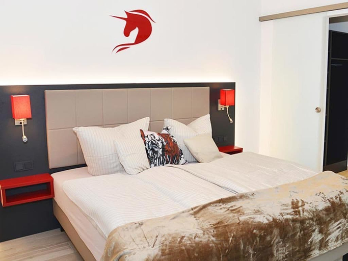 Bedroom 2, Hotel Rotes Einhorn, Düren