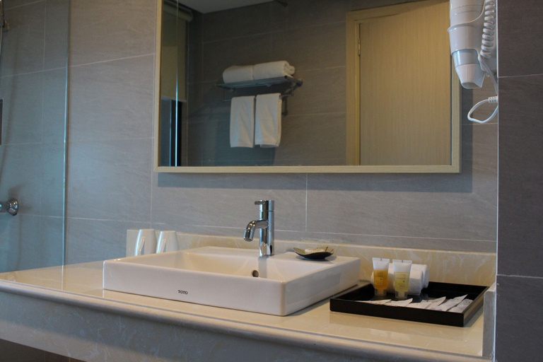 Bathroom 3, Muong Thanh Luxury Dien Lam Hotel, Diễn Châu