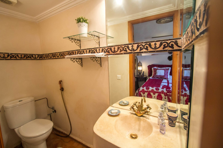 Bathroom 5, Ryad Thamayna, Rabat