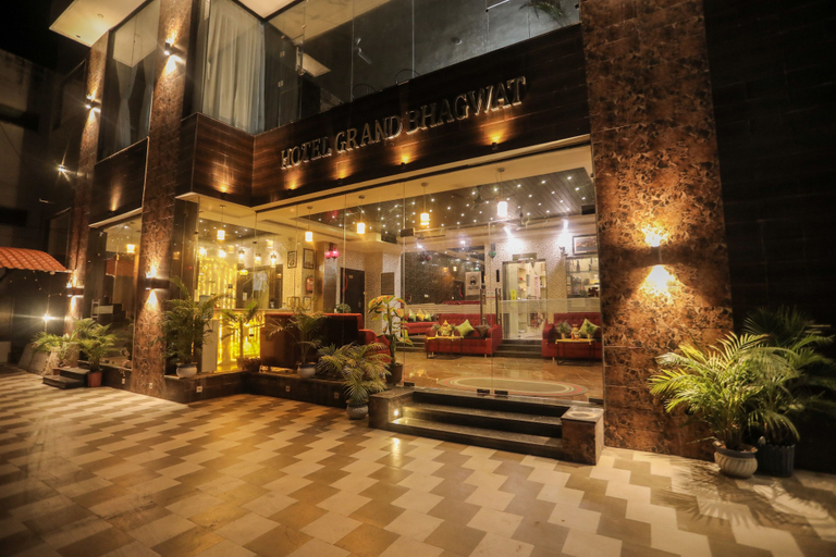 Exterior & Views 2, Hotel Grand Bhagwat, Udaipur