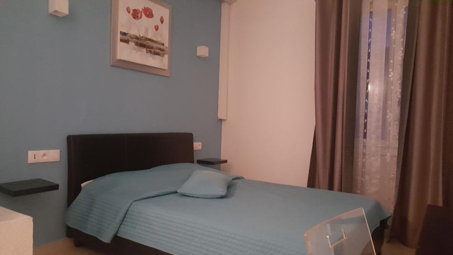 Bedroom 3, Hotel Merea, Var