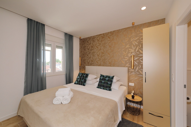 Bedroom 4, Vile Dalmacija, Preko