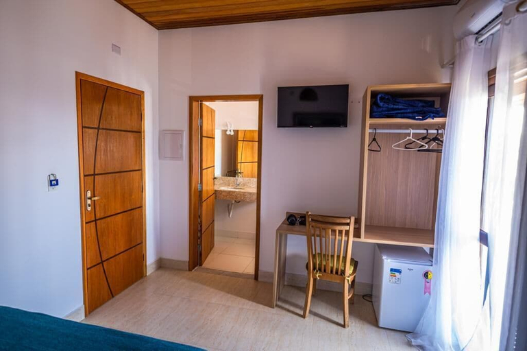 Bedroom 2, Mar Egeu Arte & Pouso, Peruíbe