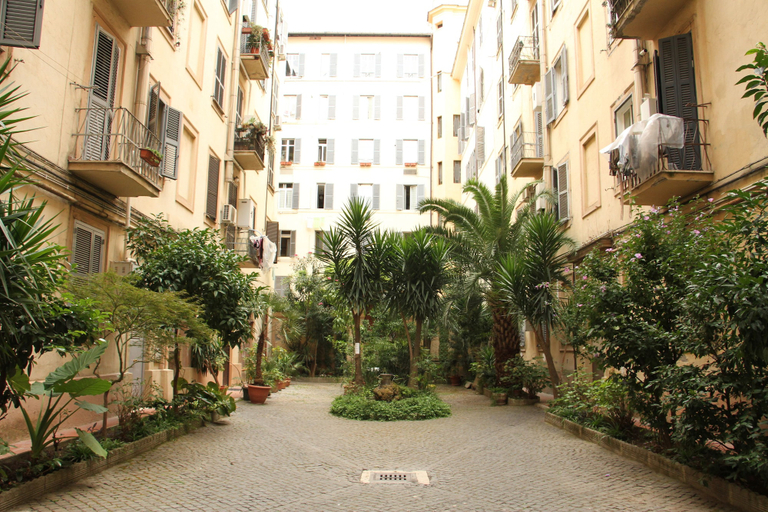 Exterior & Views 2, B&B Millyhouse, Roma