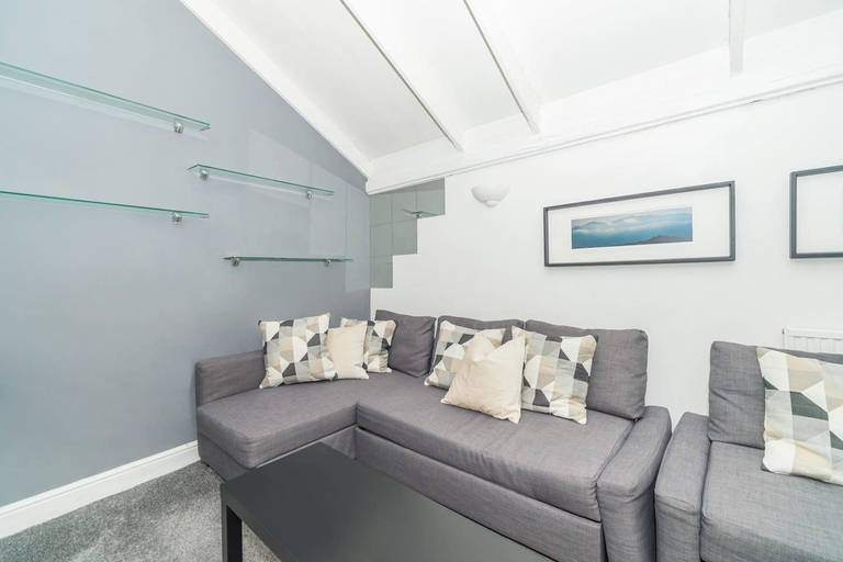 Others 4, PML Apartments Victoria, London