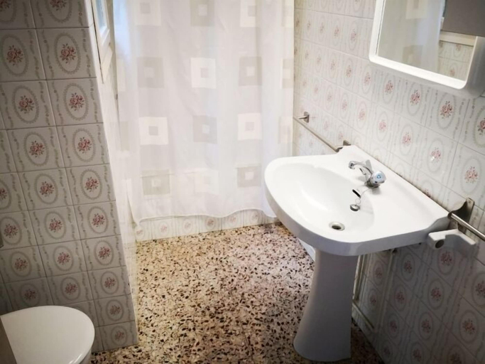 Bathroom 3, Apartamento 5690, Girona