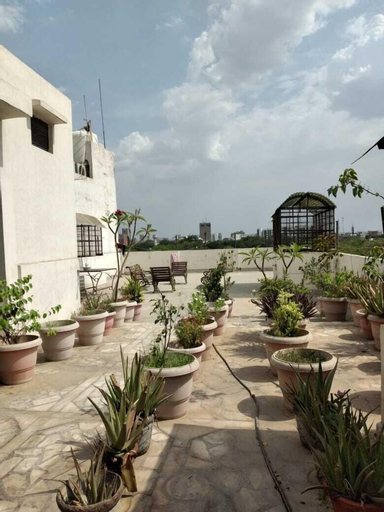 Exterior & Views 2, Hotel Prince Palace The Green, West
