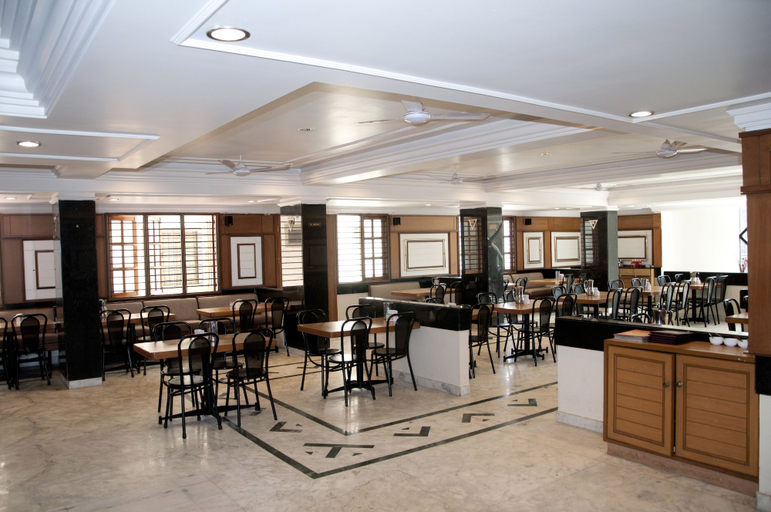 Food & Drinks 5, Suvarna Residency, Mysore