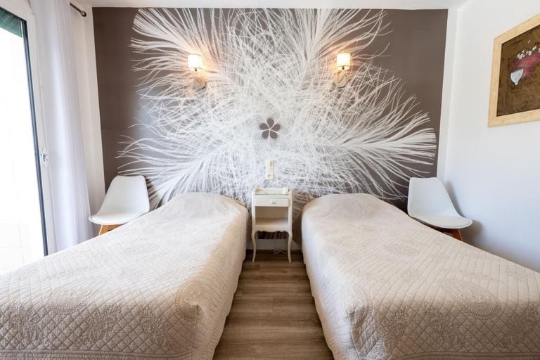 Bedroom 2, Hotel Le Quercy, Lot