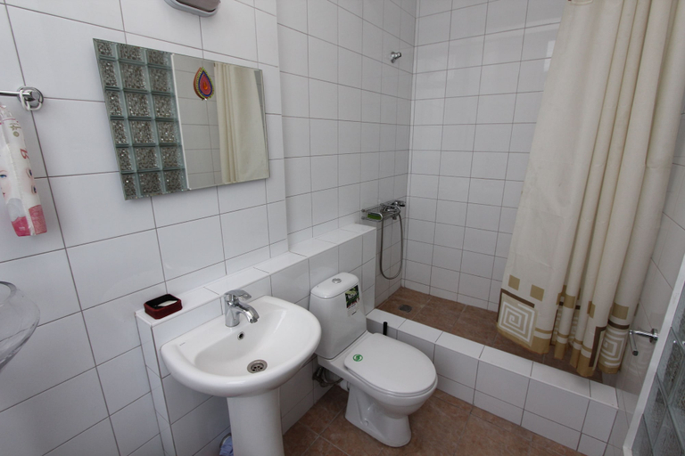 Bathroom 4, Lighthouse apartments, Almaty
